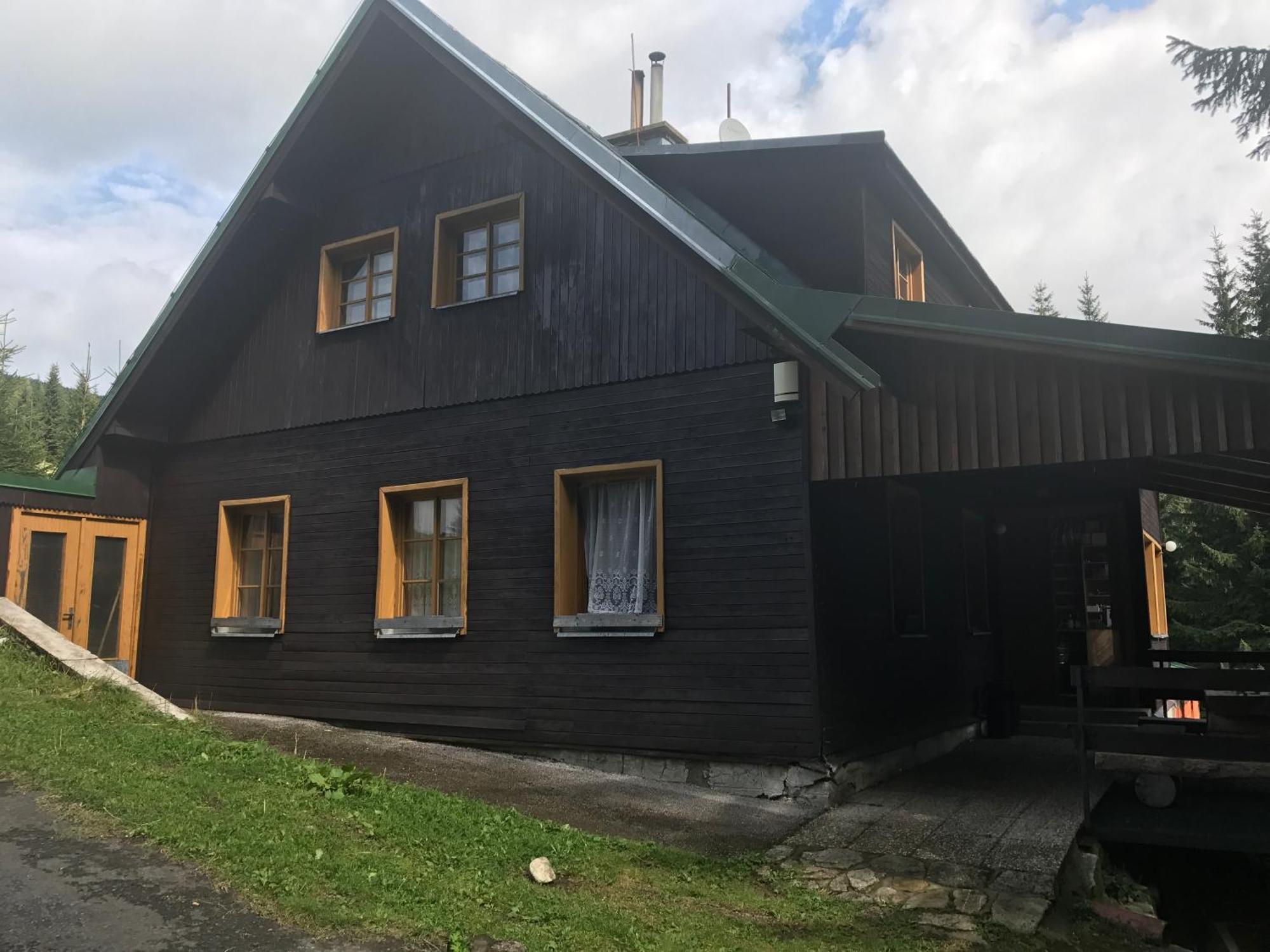 Skolicka Lodge